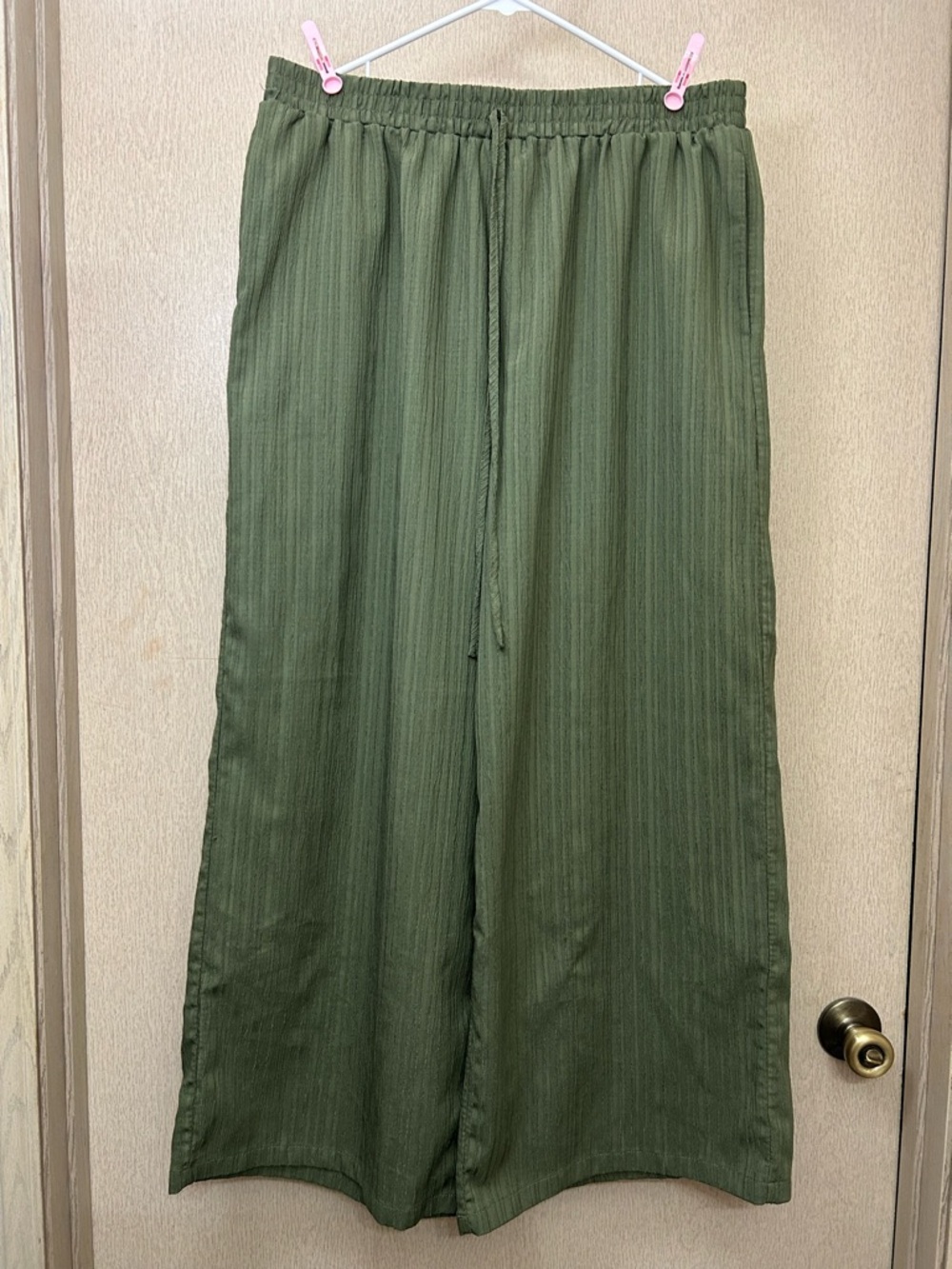 SHEIN Curve Wide Leg Army Green Pants - Size 1XL